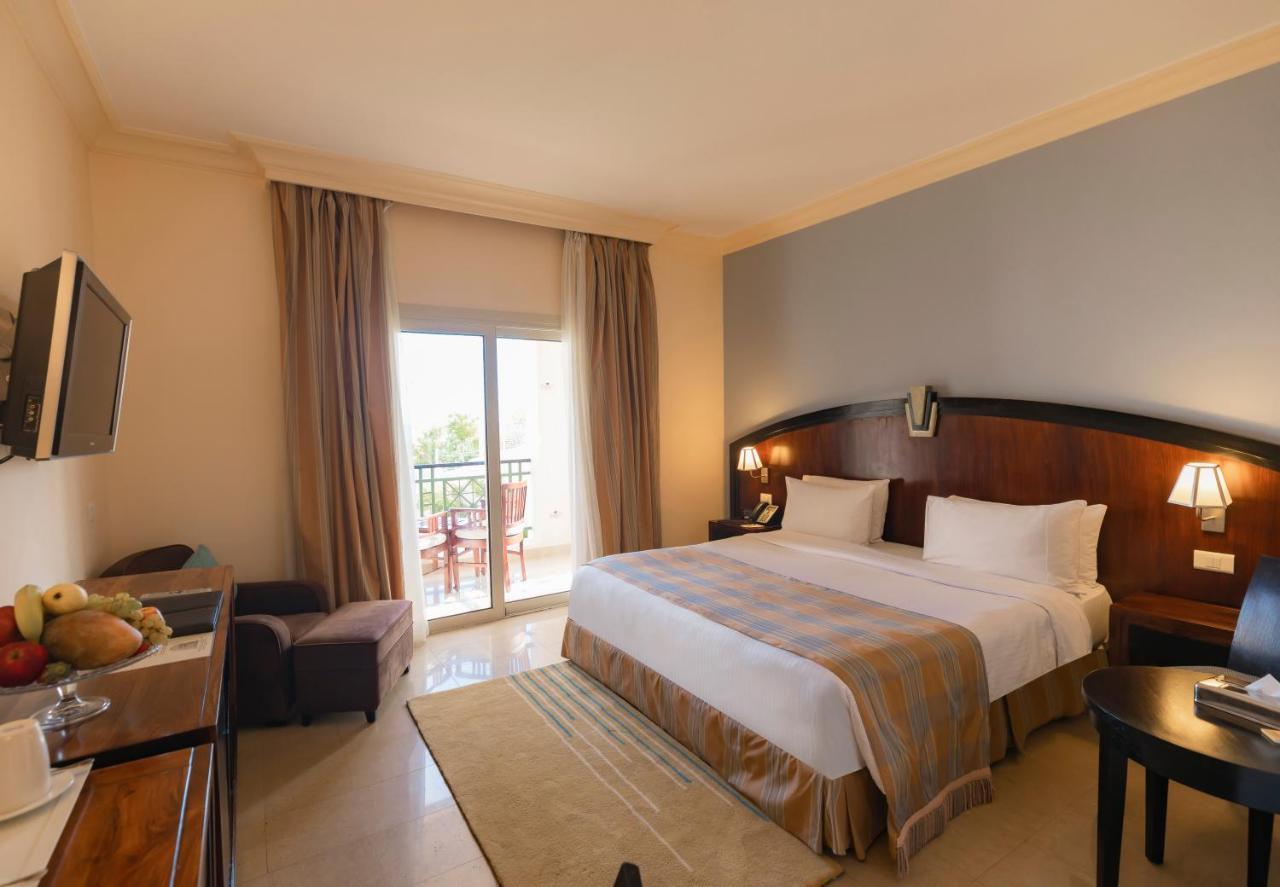Stella Di Mare Beach Hotel & Spa Sharm el-Sheikh Ngoại thất bức ảnh A room at the hotel