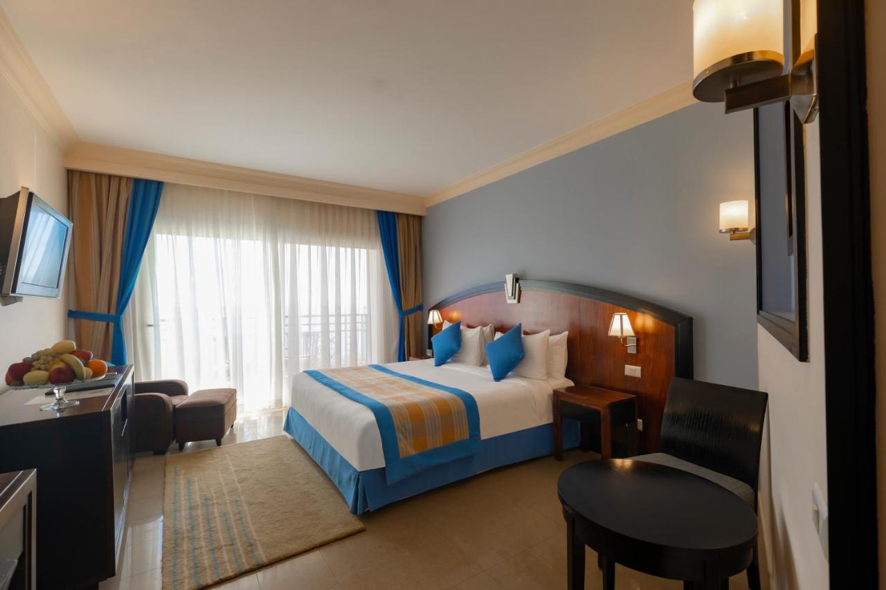 Stella Di Mare Beach Hotel & Spa Sharm el-Sheikh Ngoại thất bức ảnh A room at the hotel