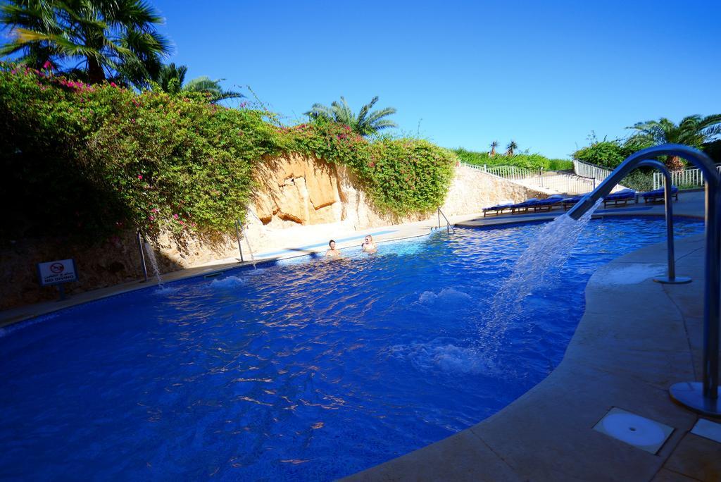 Stella Di Mare Beach Hotel & Spa Sharm el-Sheikh Ngoại thất bức ảnh The swimming pool at the hotel