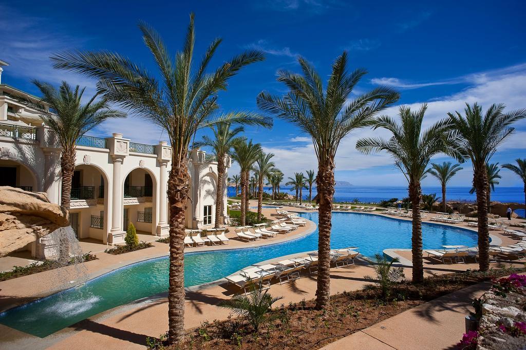 Stella Di Mare Beach Hotel & Spa Sharm el-Sheikh Ngoại thất bức ảnh The pool at the Four Seasons Resort